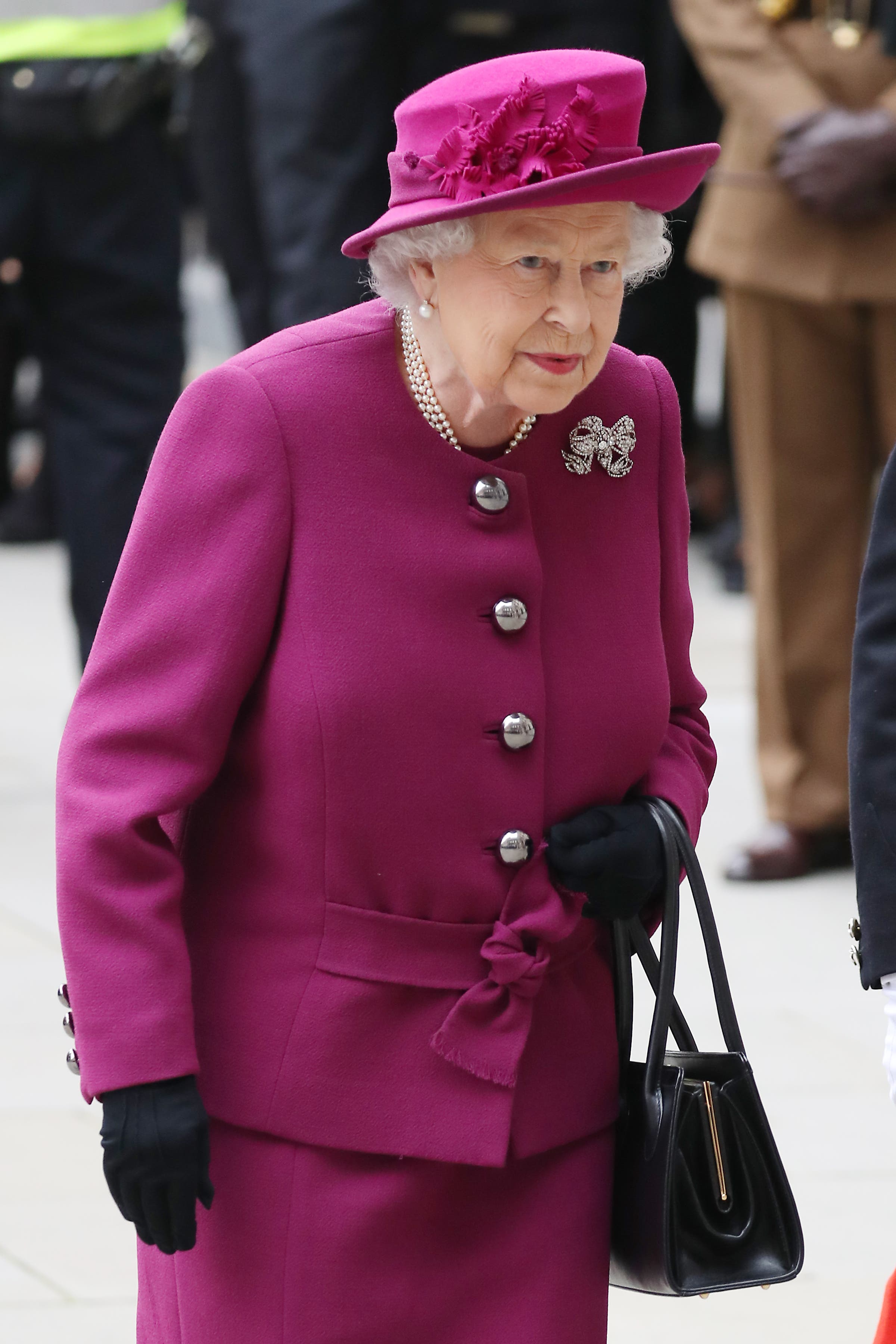 Isabel II, la reina arco iris