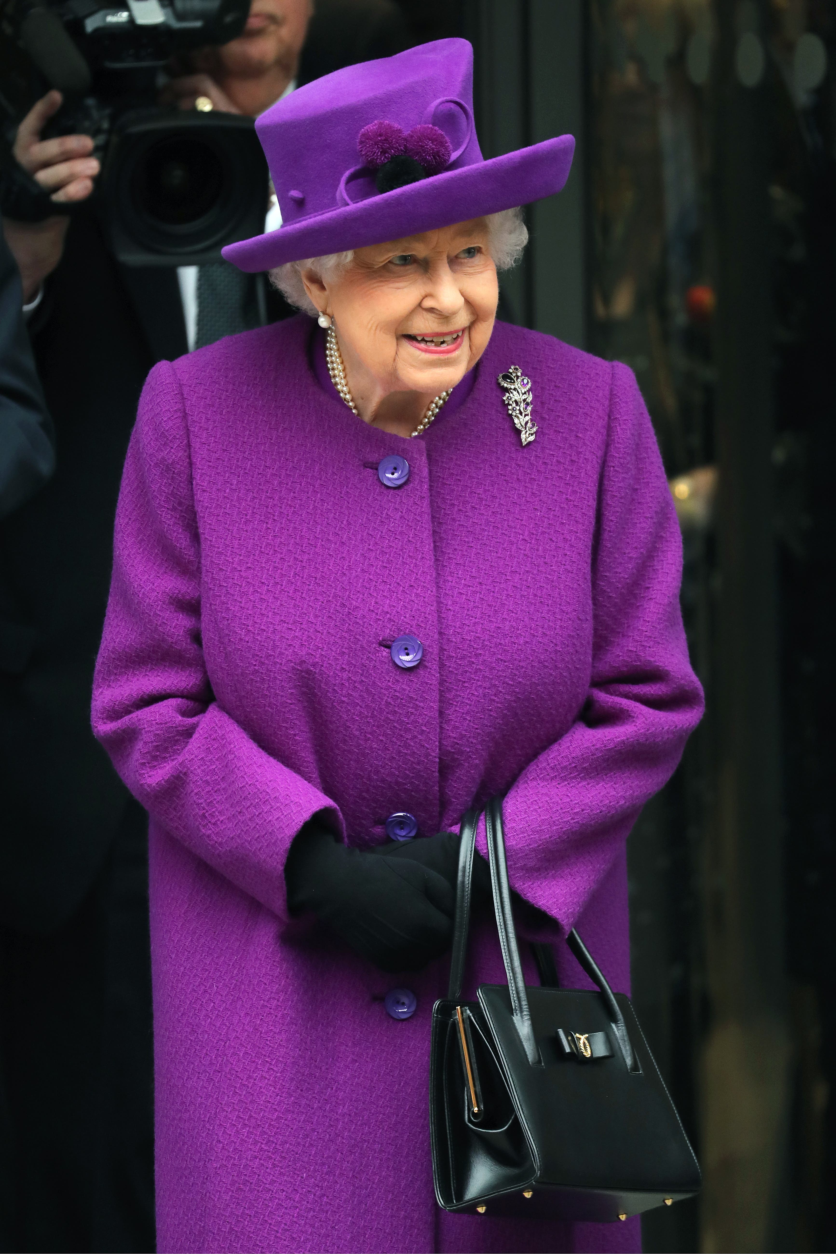 Isabel II, la reina arco iris