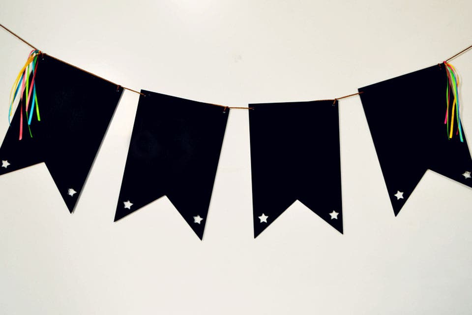 Pizarra banderín (Cachita deco, $190)