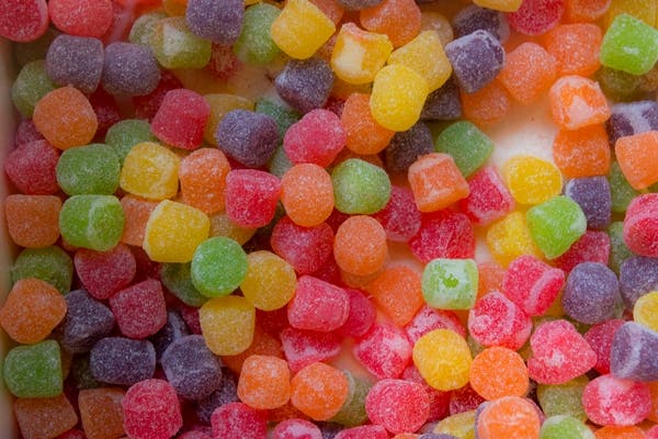 Esta marca simula ser una farmacia y los caramelos funcionan como "medicamentos"