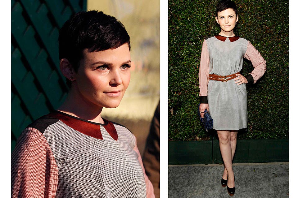 Ginnifer Goodwin eligió un vestido de cuello Peter Pan que con otros accesorios nos hubiera gustado más: cinturón doble color suela, zapatos negros, clutch azul... La idea no es hacerlos combinar, pero por lo menos, que estén en armonía