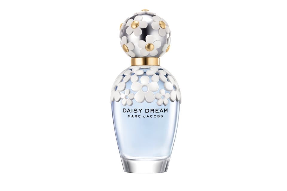 Perfume Daisy Dream, ideal para las noches
de verano (Marc Jacobs, $950)