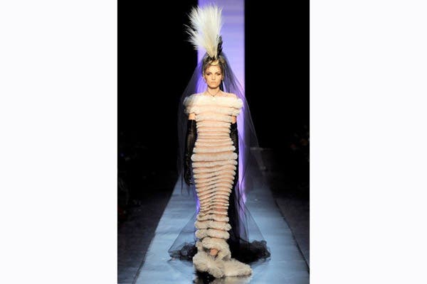 Vestido de novia para el desfile de alta costura de Jean Paul Gaultier
