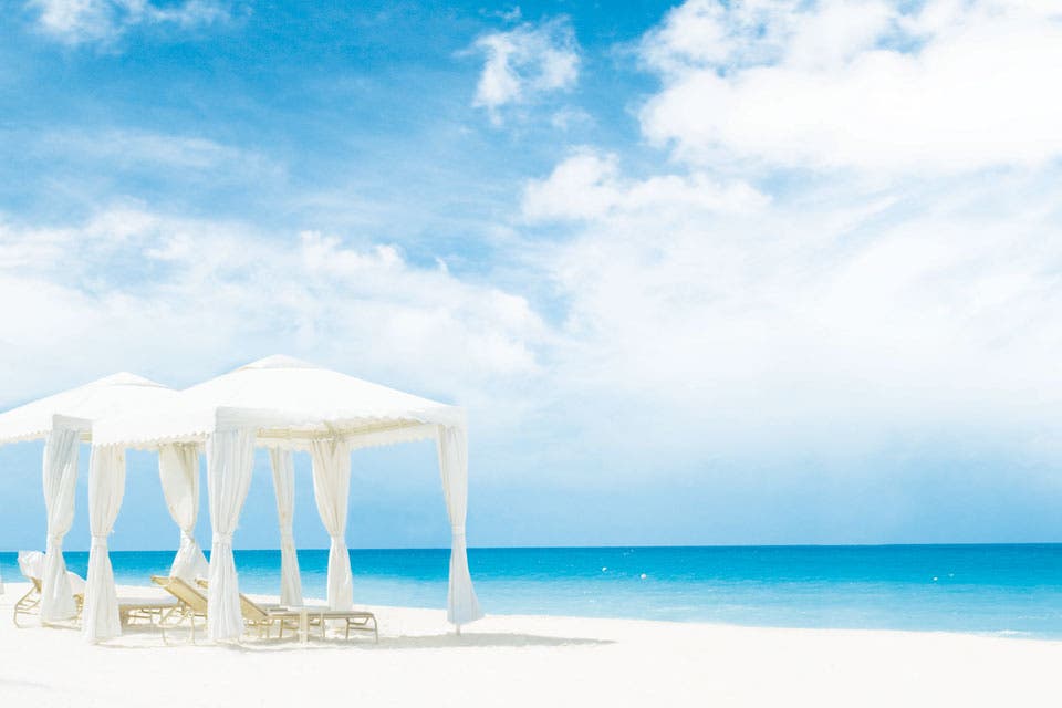 La playa del hotel Ritz Carlton