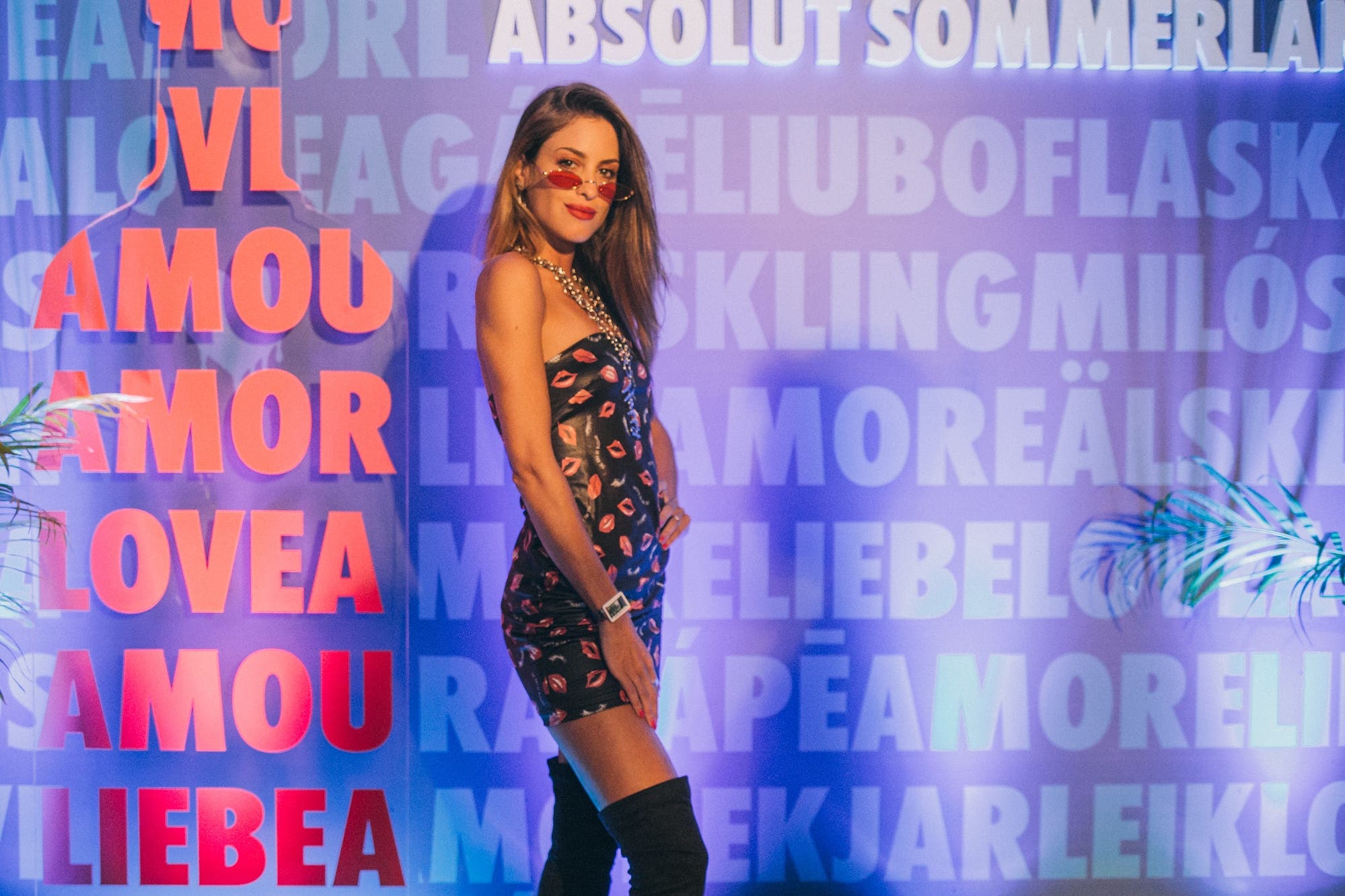 Agustina Casanova se llenó de besos para celebrar el amor en Punta del Este