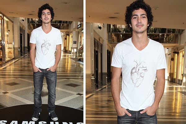 Chino Darín, con un look muy casual en la presentación de Samsung by Felix