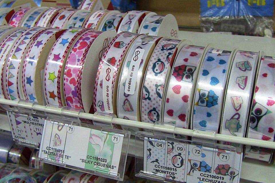 Todo tipo de cintas con motivos infantiles, ¡divinos!