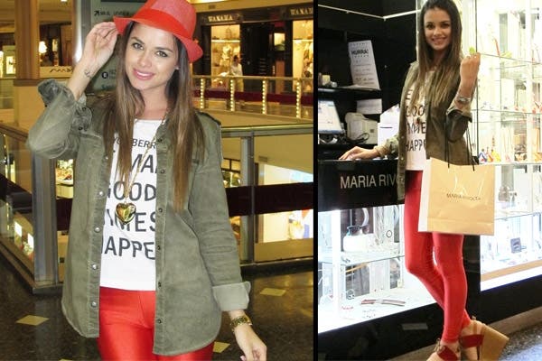 Vitto Saravia pasó por María Rivolta a conocer las tendencias del verano. Combinó las calzas coloradas con un sombrerito en el mismo tono. ¿Te animás a las calzas en colores shocking?