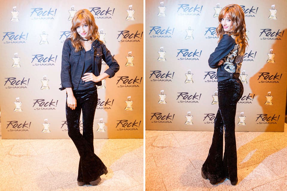 Brenda Asnicar con un look bien rockero: campera de jean negra y Oxford de chifón negro. ¿Qué te parece lo que se puso?