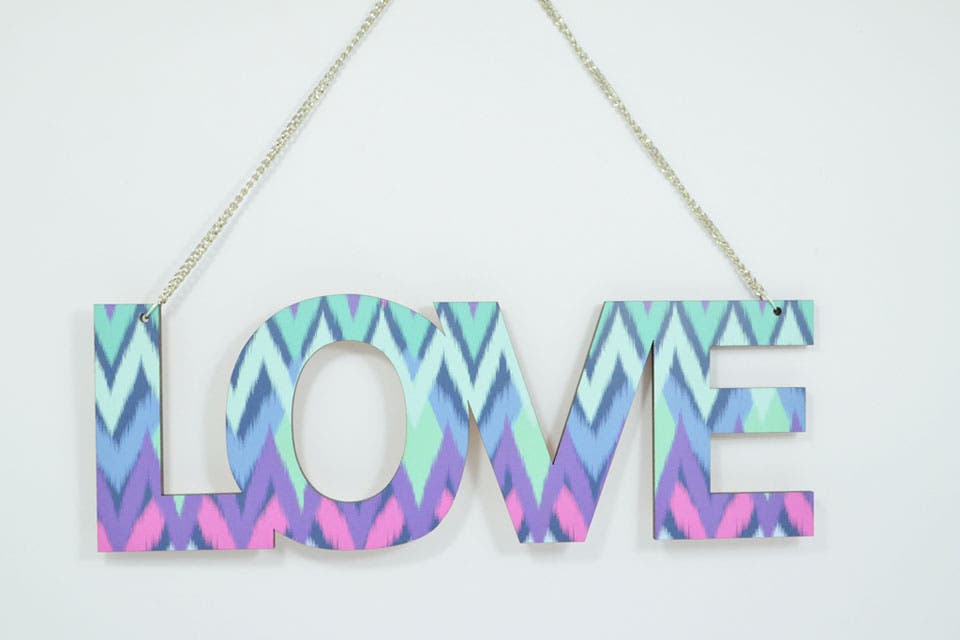 Letras de madera (Cachita Deco,$143)