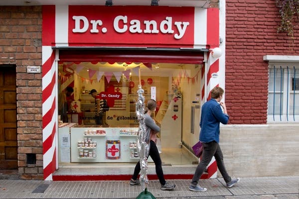 Esta marca simula ser una farmacia y los caramelos funcionan como "medicamentos"