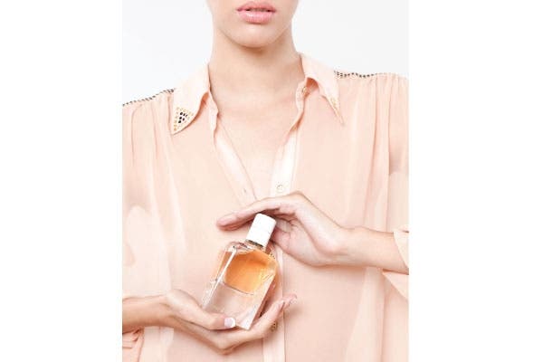 Floral: La delicadísima fragancia Jour d’Hermès 85 ml (Hermès, $993) es un mix de flores frescas ideal para mujeres plenas que, aunque son terrenales, se entregan a la vida y disfrutan de su libertad.