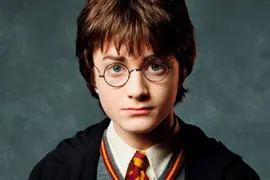 Hoy Harry Potter cumple 42 años.