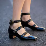 Mary Jane o merceditas, este modelo de zapato conquista la temporada primavera-verano.