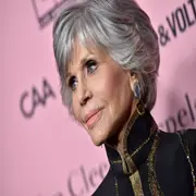 Jane Fonda habló sobre las cirugías que se hizo y de las cuales se arrepiente.