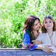 Agustina Cherri y Muna Pauls, en la primera tapa para OHLALÁ!