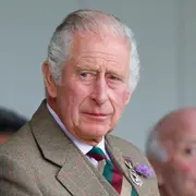 Carlos es el nuevo Rey de Inglaterra.