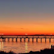 Atardecer en White Rock, uno de los barrios con mayor crecimiento de British Columbia.
