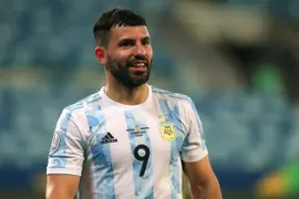 Por qué el Kun Agüero se retiró del fútbol y no pudo ir a Qatar con la Selección.