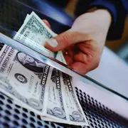 Dólares: algunos son rechazados en Qatar.