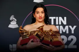 Rosalía es una de las grandes triunfadoras de los Latin Grammy.