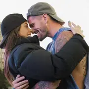 Tini y Rodri De Paul en su hermoso reencuentro.