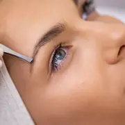 Depilación de cejas