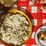 Si hay vegetarianos en las fiestas, que disfruten de su vitel toné