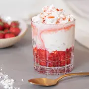 Versión helada del eton mess.