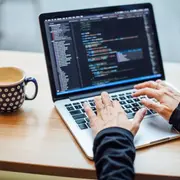 El sector de tecnología encabeza la demanda de empleo.