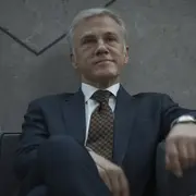 The Consultant ya está disponible en Amazon Prime Video.