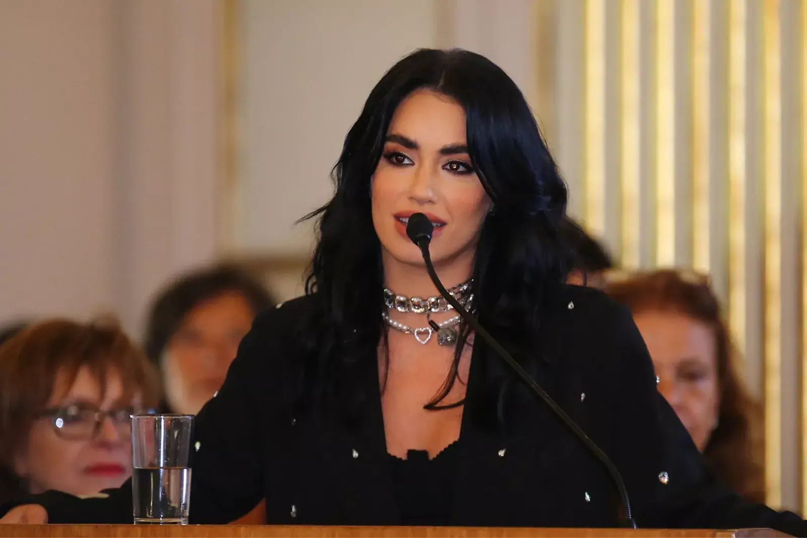 La emoción de Lali al recibir el reconocimiento.