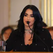 La emoción de Lali al recibir el reconocimiento.