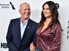 Bruce Willis, junto a su esposa Emma Heming