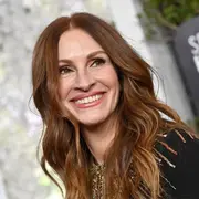 El nuevo look con flequillo de Julia Roberts.