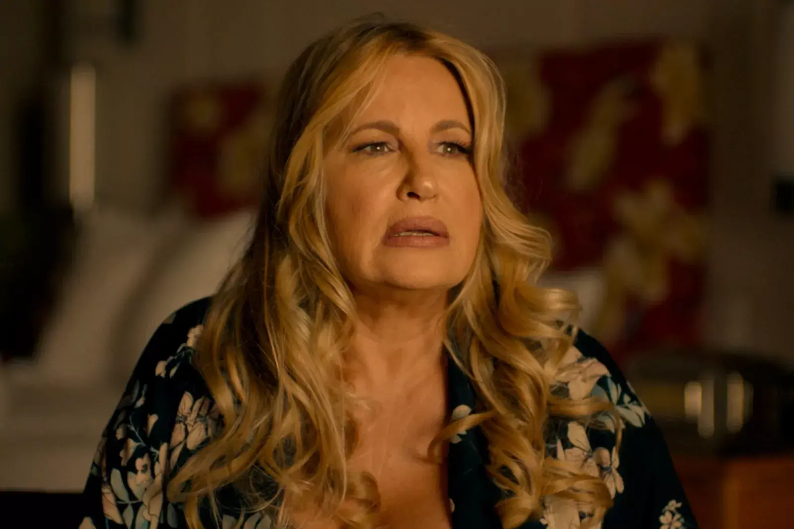 Jennifer Coolidge en la segunda temporada de The White Lotus.