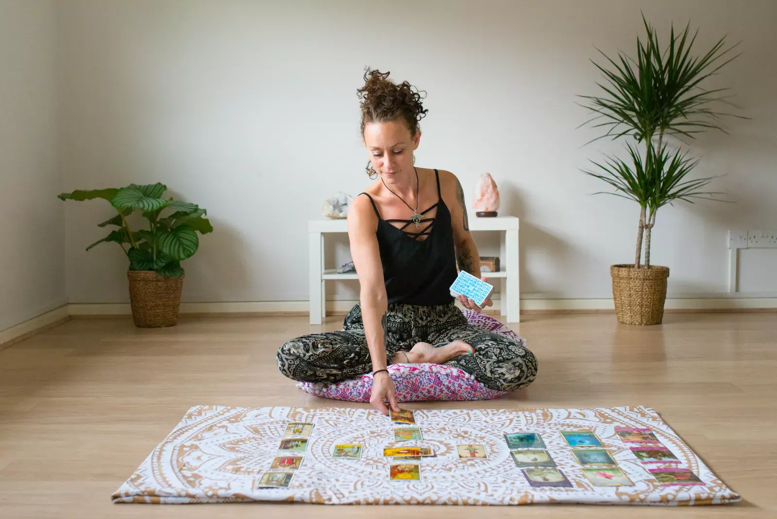 Tarot: ¿cómo nos puede ayudar a potenciar el amor propio?