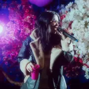 Lali la rompió en la Bresh.