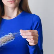 7 mitos y verdades alrededor de la caída del pelo.