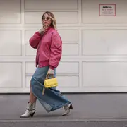 Cómo sumar la bomber jacket a tus looks.