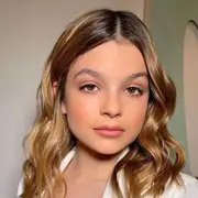 Muna: así fue su look metalizado que es tendencia 2023.