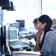 Mujeres en tecnología: persiste la desigualdad con los varones.