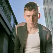 LOUTA presentó su nueva canción, Veneno.