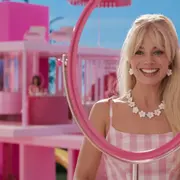 Margot Robbie, la protagonista de Barbie, en el último trailer de cara al esterno de la película