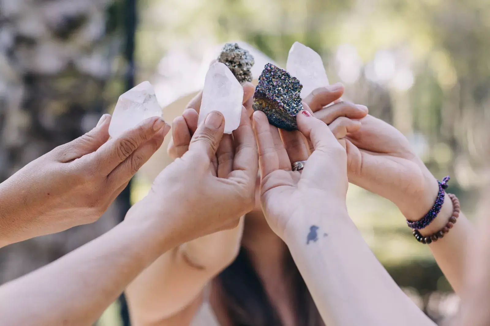 Cuarzos: estos son los 4 más efectivos para atraer el dinero a tu vida.