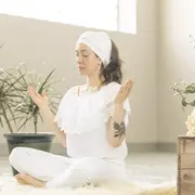 Dharma Yoga: ¿por qué es el que mejor conecta con las emociones?