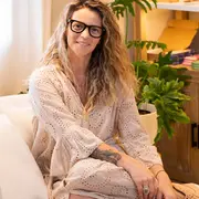 Erica Montini dirige en la ciudad de Florida el "Omana Soul Healing", un centro holístico para el bienestar.