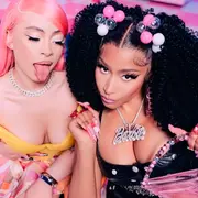 Nicki Minaj e Ice Spice interpretan "Barbie World" para la película Barbie.