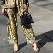 Kendall Jenner la rompe con sus nuevos naked shoes, la tendencia en zapatos que llega con fuerza.