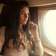 Camila Morrone, la actriz argentina nominada al Emmy por Todos quieren a Daisy Jones.